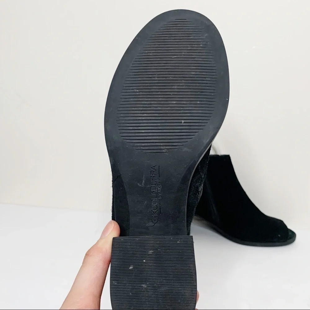 Koolaburra by Ugg Lens Tassle Black Suede Bootie - Picture 4 of 9